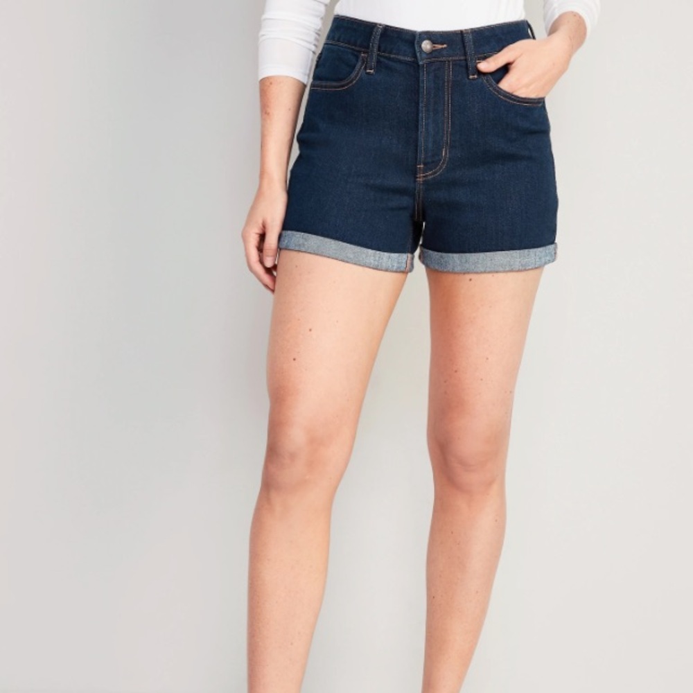 Old navy high rise wow Jean shorts size 16